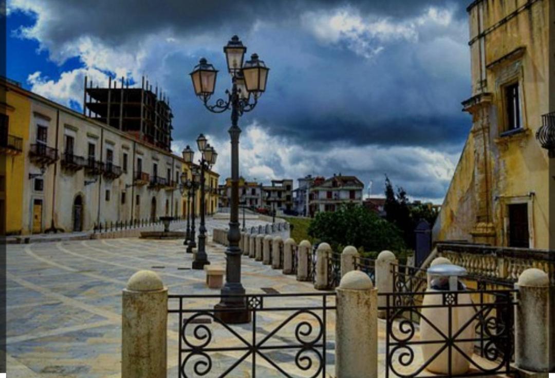 Santa Margherita di BeliceLa Casa Di Enzaアパートメント エクステリア 写真