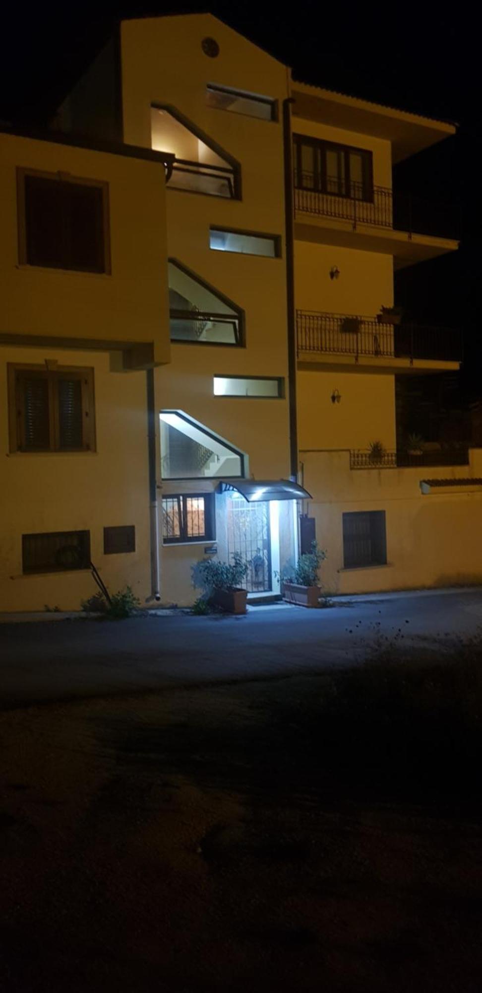 Santa Margherita di BeliceLa Casa Di Enzaアパートメント エクステリア 写真